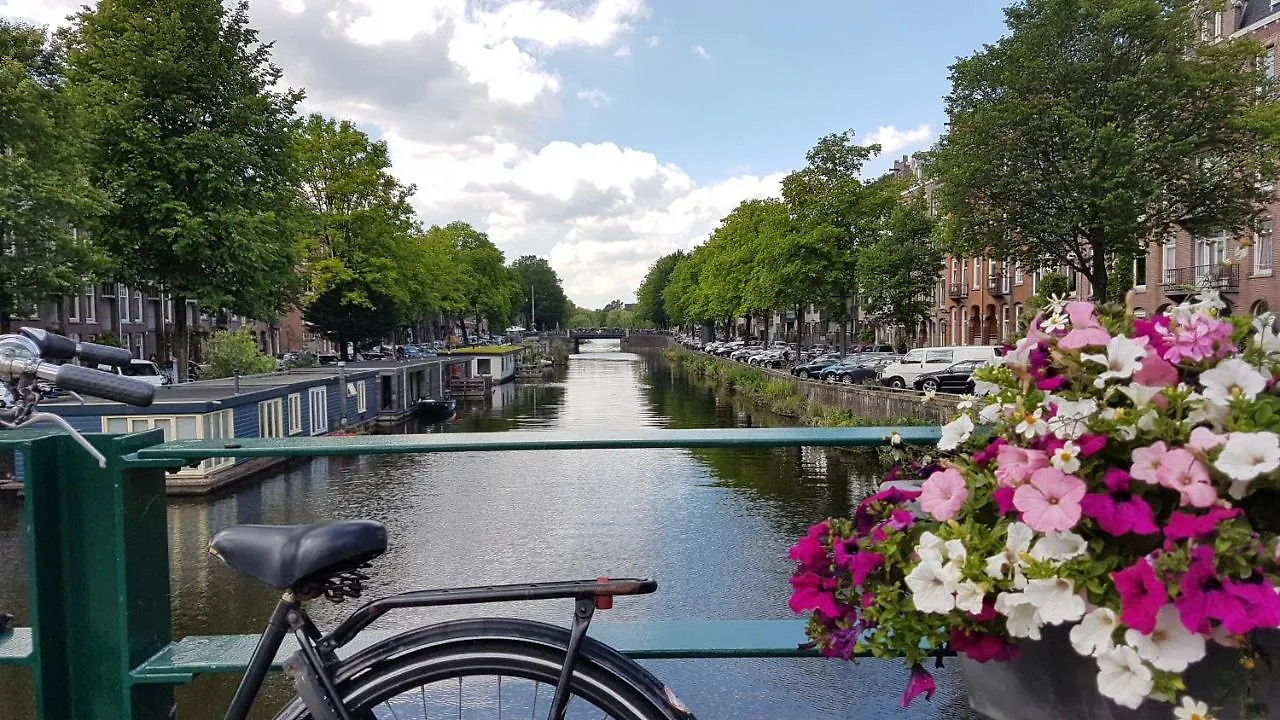 Sunny Studio 0*, Amsterdam Nederland